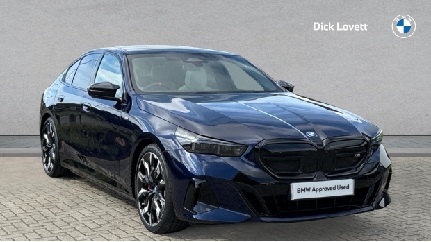 BMW i5 M60 83.9Kwh Xdrive Blue