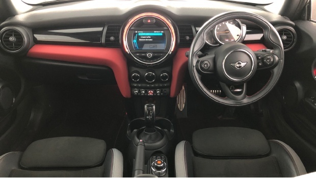 Mini Hatch Cooper Sport Steptronic Euro 6 WR69FOJ White #4