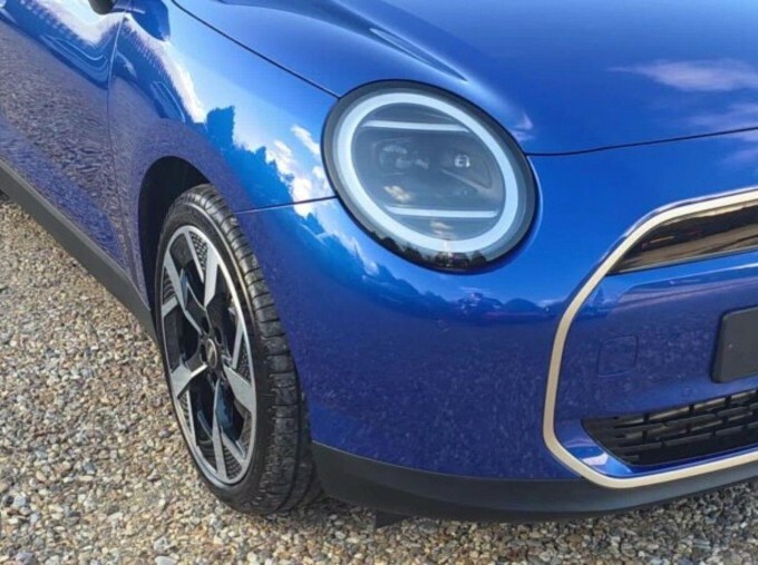 Mini Electric E 40.7Kwh Exclusive 3-Door Blue #2