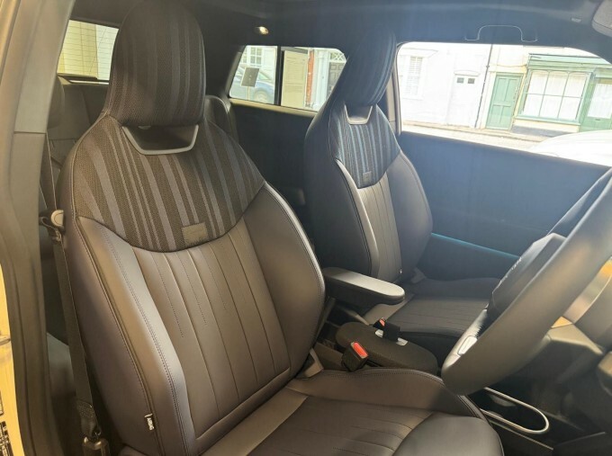 Mini Electric Se 54.2Kwh Paul Smith Edition 3-Door White #4