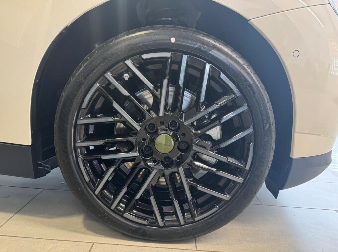 Mini Electric Se 54.2Kwh Paul Smith Edition 3-Door White #2