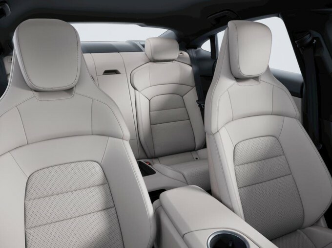 Porsche Taycan 4 Cross Turismo #10