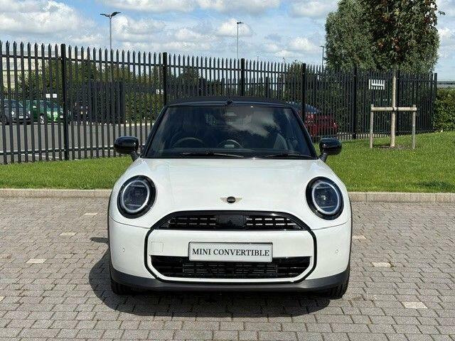 Mini Hatch 2.0C Classic Steptronic Euro 6 White #2