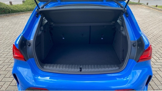BMW 1 Series Hatchback Black #13