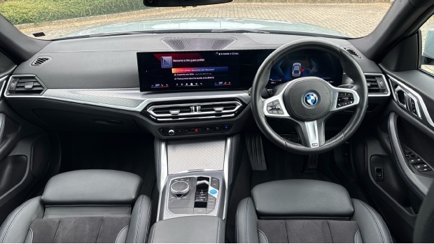 BMW i4 40 83.9Kwh M Sport Edrive HJ24NWN Grey #4