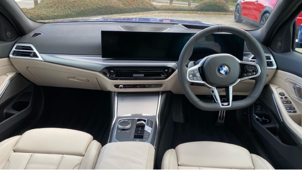 BMW 3 Series 320I M Sport Euro 6 WX26RZE Blue #4