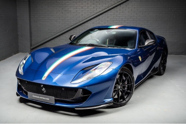 Ferrari 812 Superfast 2dr Auto Red #18