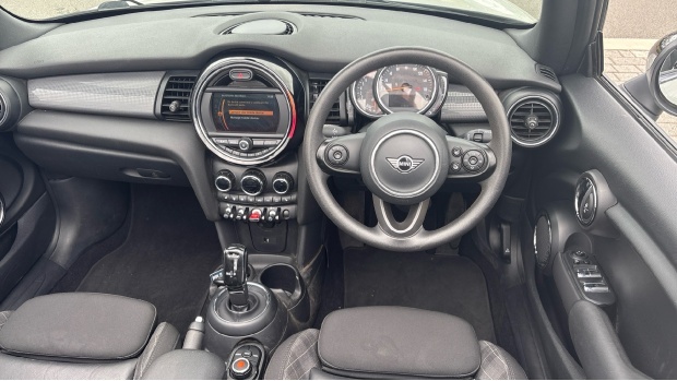 Mini Convertible Cooper Classic Steptronic Euro 6 White #5