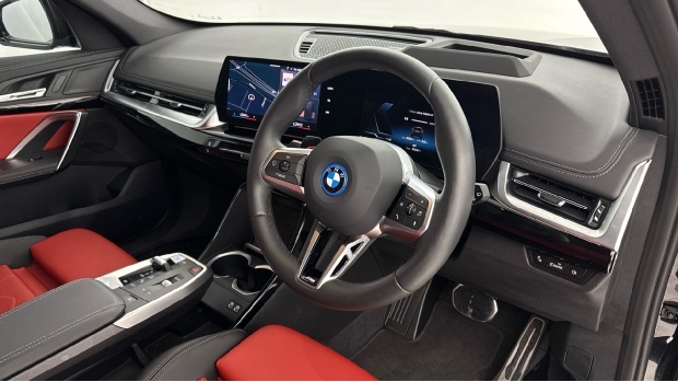 BMW iX1 30 66.5Kwh Shadow Edition Xdrive 5-Door 11Kw Blue #6