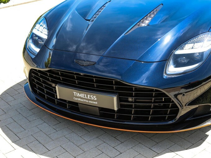 Aston Martin Vanquish Petrol Green #8