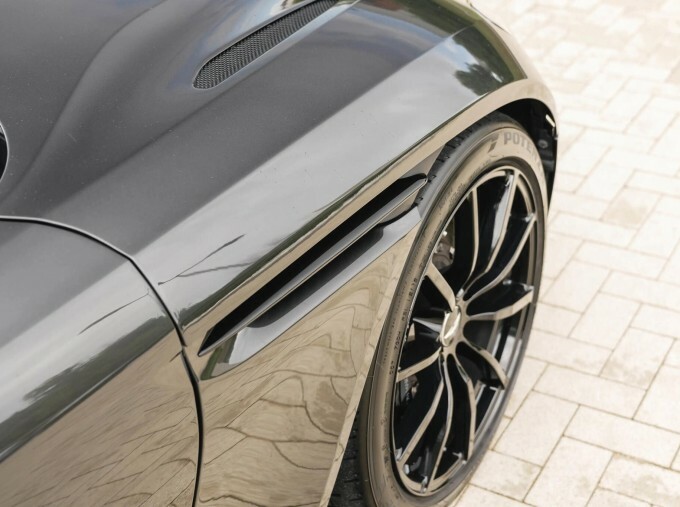 Aston Martin DB11 Coupe Black #12