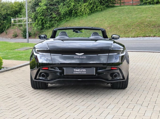 Aston Martin DB11 V8 Black #17