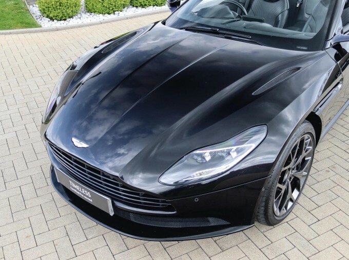 Aston Martin DB11 V8 Black #11