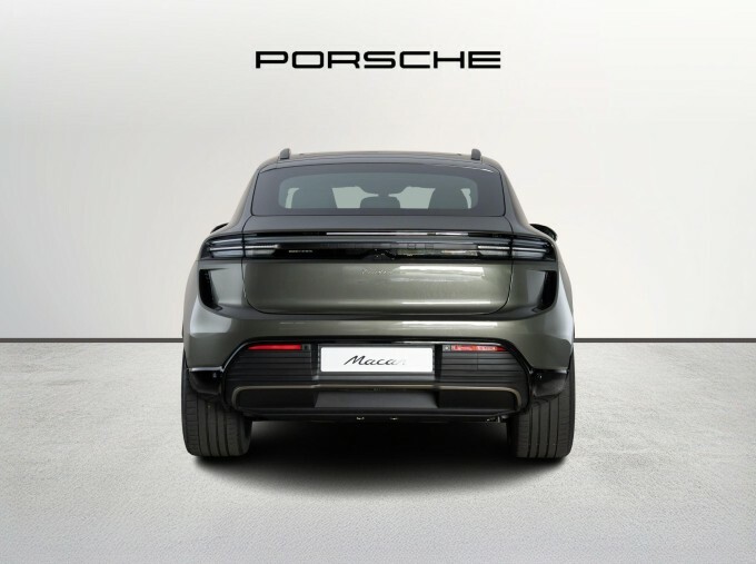 Porsche Macan T 2026 Blue #17