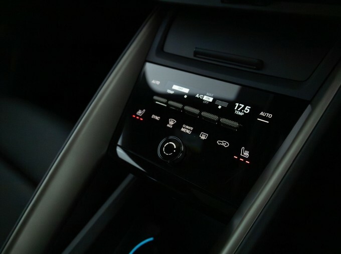 Porsche Macan T 2026 Blue #29