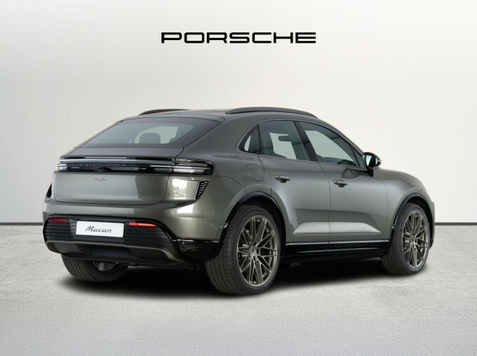 Porsche Macan T 2026 Blue #12