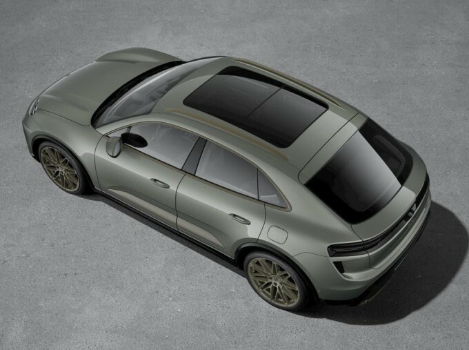 Porsche Macan 100Kwh Turbo 4Wd 5-Door Green #4
