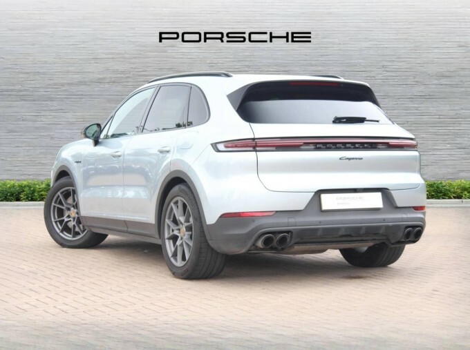 Porsche Cayenne V6 E-hybrid 25.9Kwh Tiptronics Euro 6 WX74XKK Silver #2