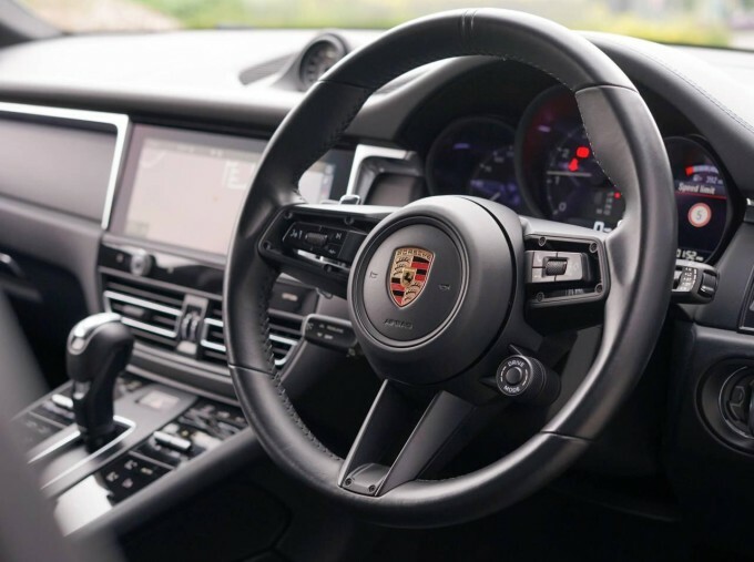 Porsche Macan T Pdk Euro 6 CK23DHG Blue #4