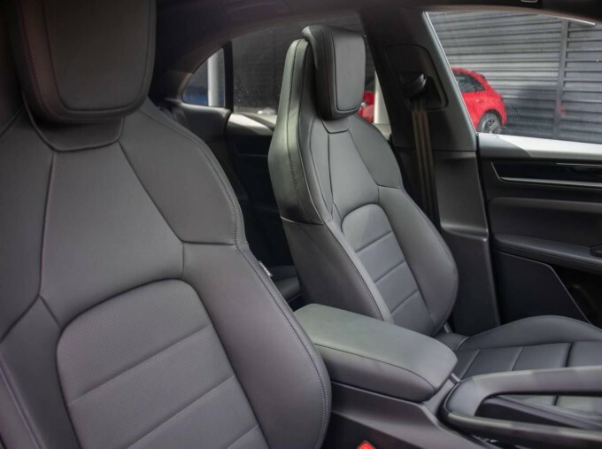 Porsche Macan Macan Suv Black #5