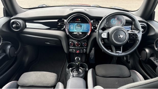 Mini Hatch Cooper Sport Steptronic Euro 6 WR23YRC Black #4