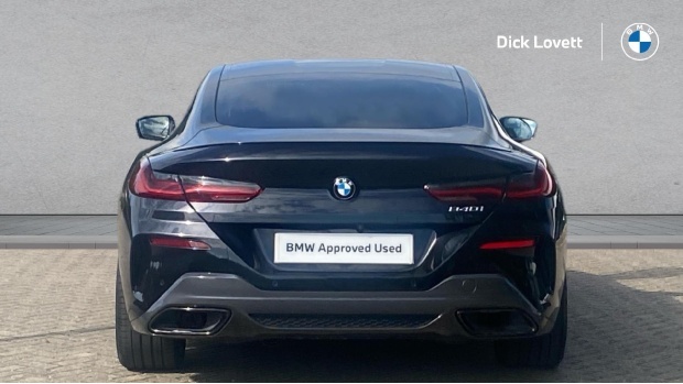 BMW 8 Series M Sport Blue #15