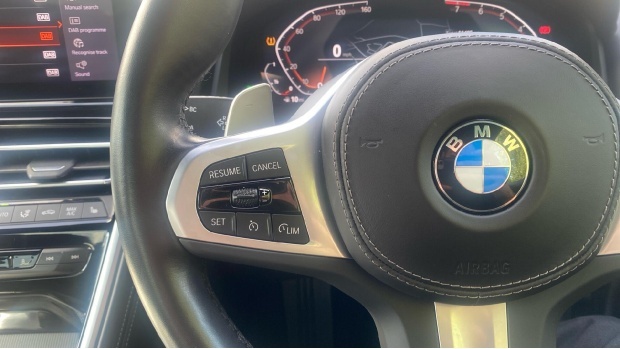 BMW 8 Series M Sport Blue #17