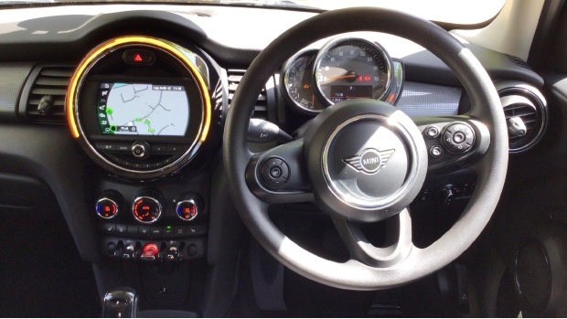 Mini Hatch Cooper Classic Steptronic Euro 6 5-Door Grey #5