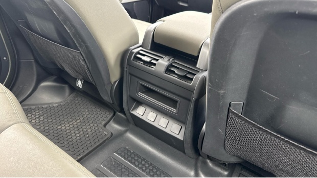 Land Rover Defender 110 Se Brown #18