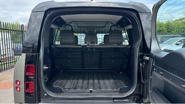 Land Rover Defender 110 Se Brown #10