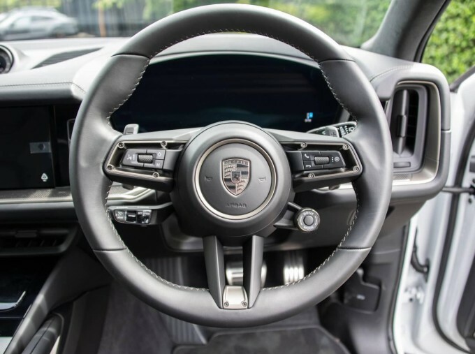 Porsche Cayenne 3.0 V6 E-hybrid 25.9Kwh Black Edition Coupe Pe YK26AWZ Black #43
