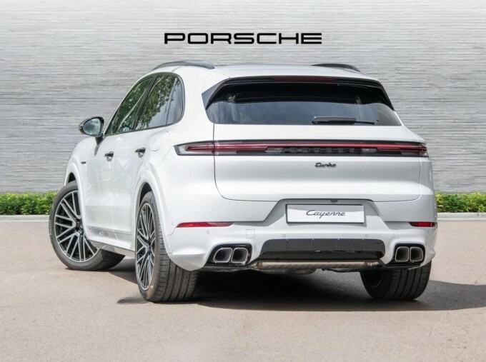 Porsche Cayenne Cayenne Suv White #3