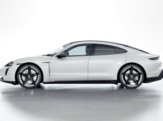 Porsche Taycan Performance Plus 93.4Kwh Gts 4Wd 4-Door 11Kw White #2