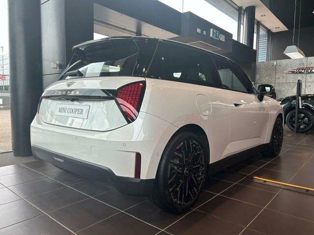 Mini Electric E 40.7Kwh Exclusive 3-Door White #4