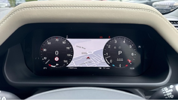 Land Rover Defender 110 2.0 P400e X-dynamic S 110 Black #16