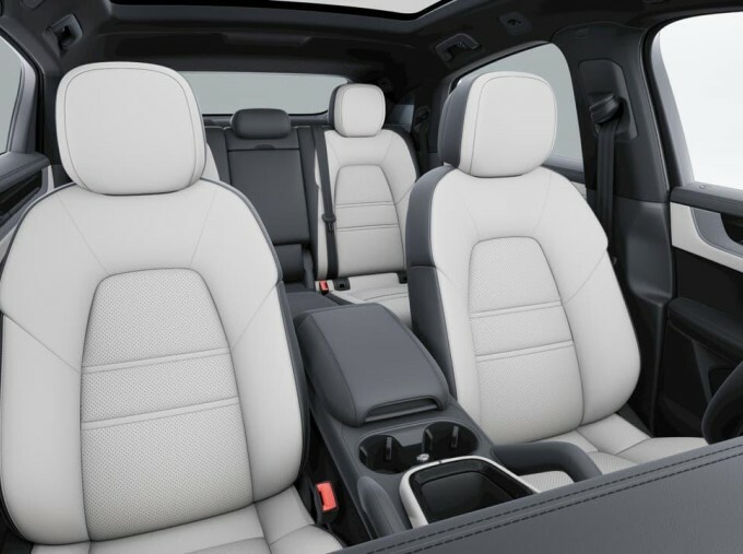 Porsche Cayenne V6 Automatic Black #10