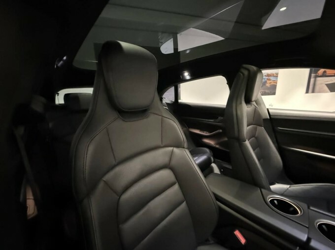 Porsche Taycan Turbo S White #14