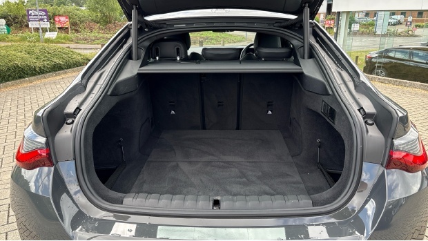 BMW i4 250Kw Edrive40 M Sport 83.9Kwh Techpro Blue #13