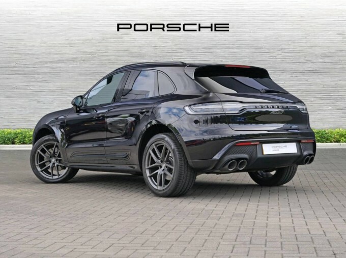 Porsche Macan 2.0T T Pdk 4Wd Euro 6 5-Door Black #2