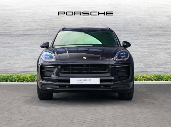 Porsche Macan 2.0T T Pdk 4Wd Euro 6 5-Door Black #4