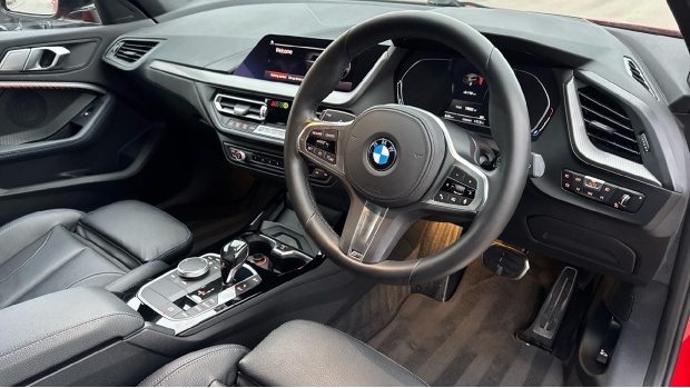 BMW 1 Series 118I M Sport Dct Euro 6 5-Door Red #6