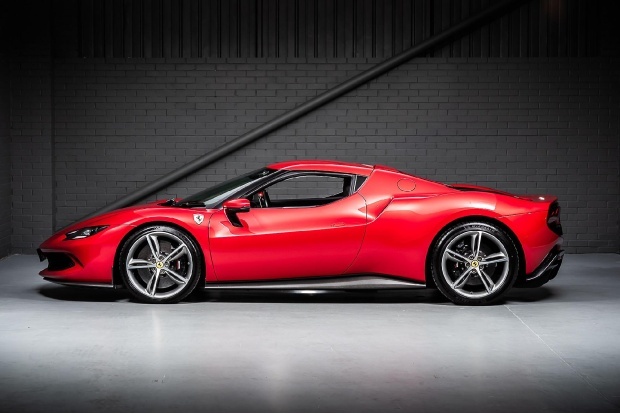 Ferrari 296 GTB Gtb 2dr Auto Red #11
