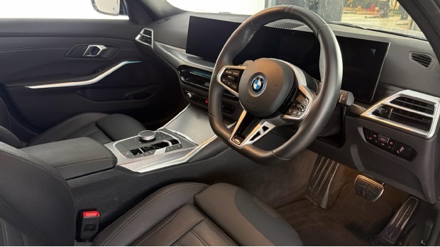 BMW 3 Series 2.0 330E2.3kwh M Sport Touring Euro 6 5-Door Blue #6