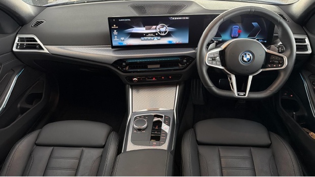 BMW 3 Series 2.0 330E2.3kwh M Sport Touring Euro 6 5-Door Blue #4