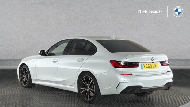 BMW 3 Series 320I M Sport Xdrive Euro 6 YC69LWJ White #2