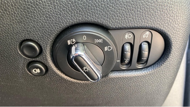 Mini Electric Hatch 135Kw Cooper S Level 2 33Kwh 17In A Black #28