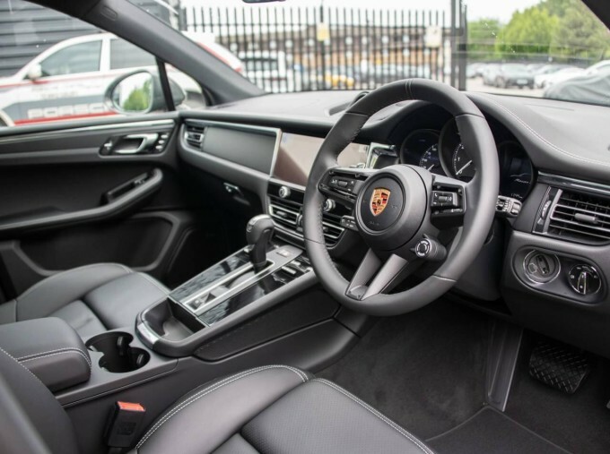 Porsche Macan Macan Suv Black #4