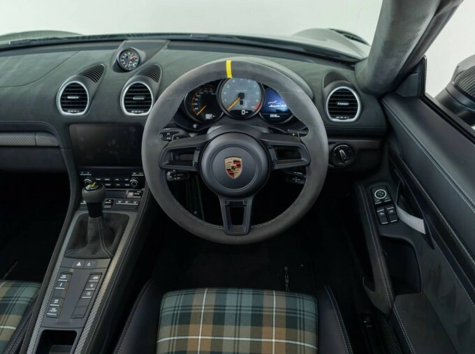 Porsche 718 Spyder Rs S-a Black #16