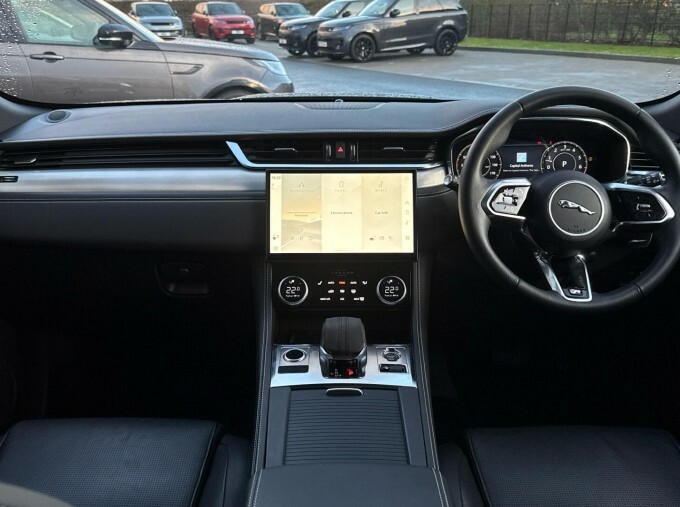 Jaguar F-Pace 2.0 D200 Mhev R-dynamic Se Black Awd Euro 6  #9