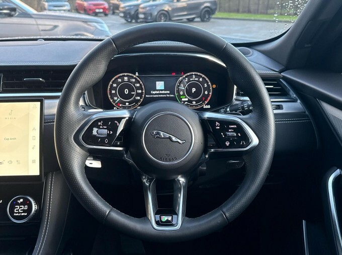 Jaguar F-Pace 2.0 D200 Mhev R-dynamic Se Black Awd Euro 6  #15